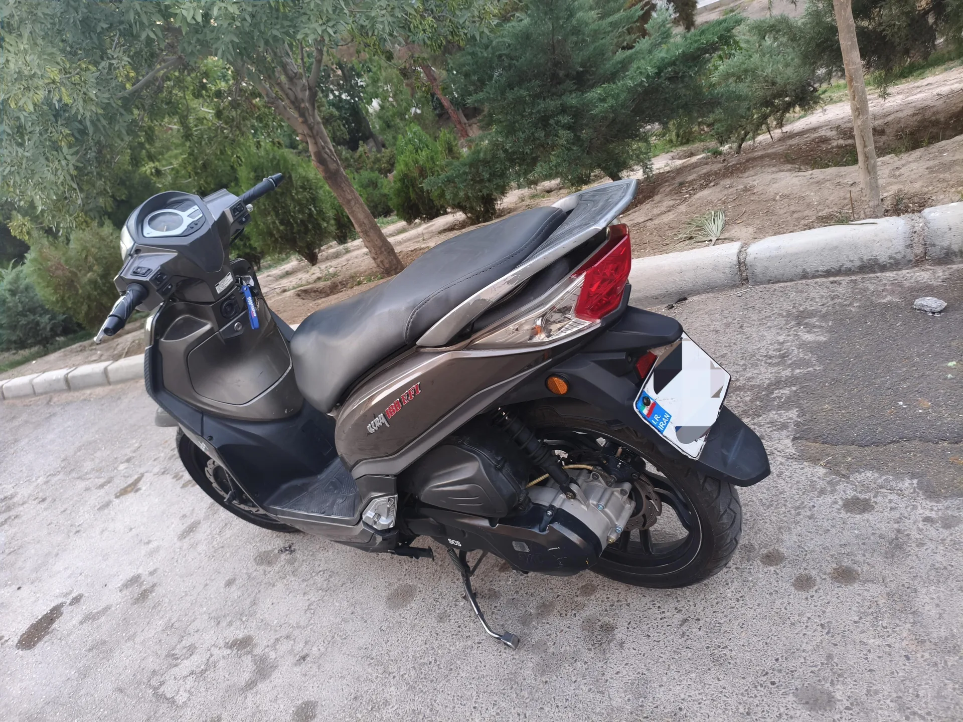 اس وای ام  لاکی 180 4