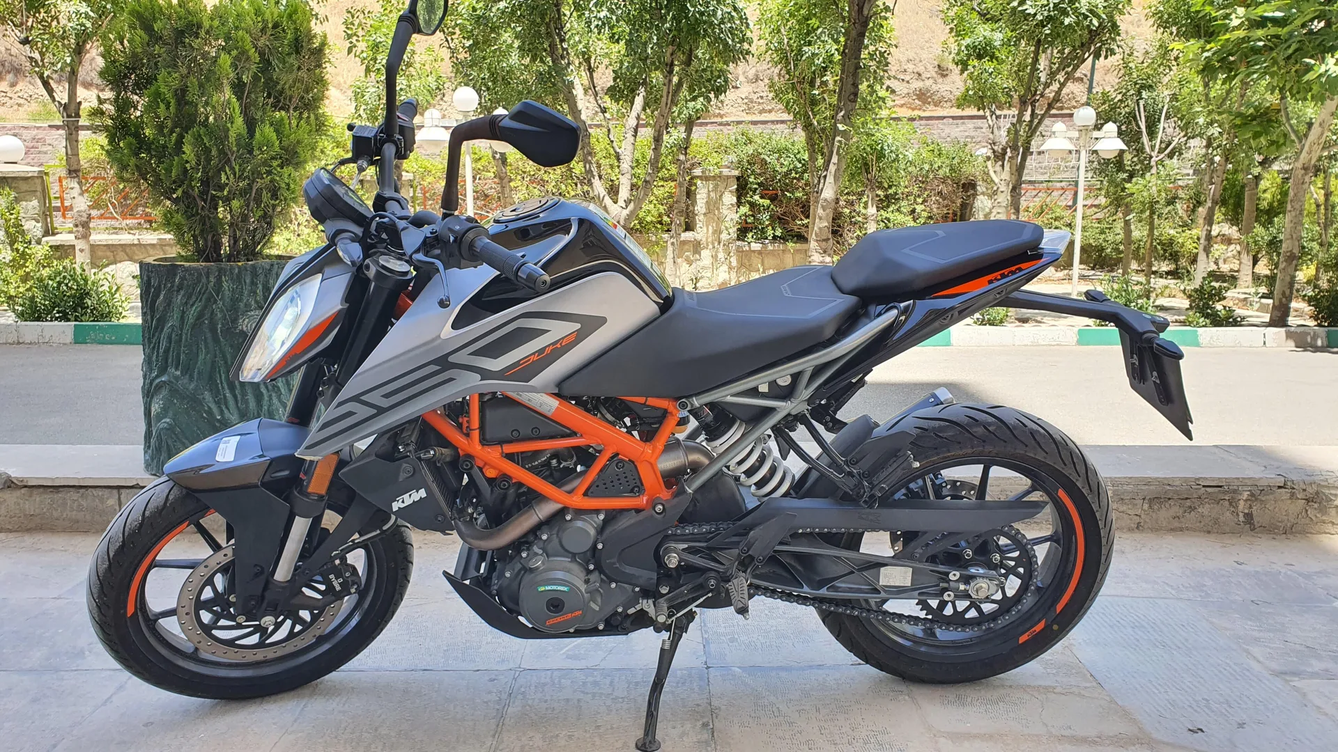 کی تی ام دوک 250