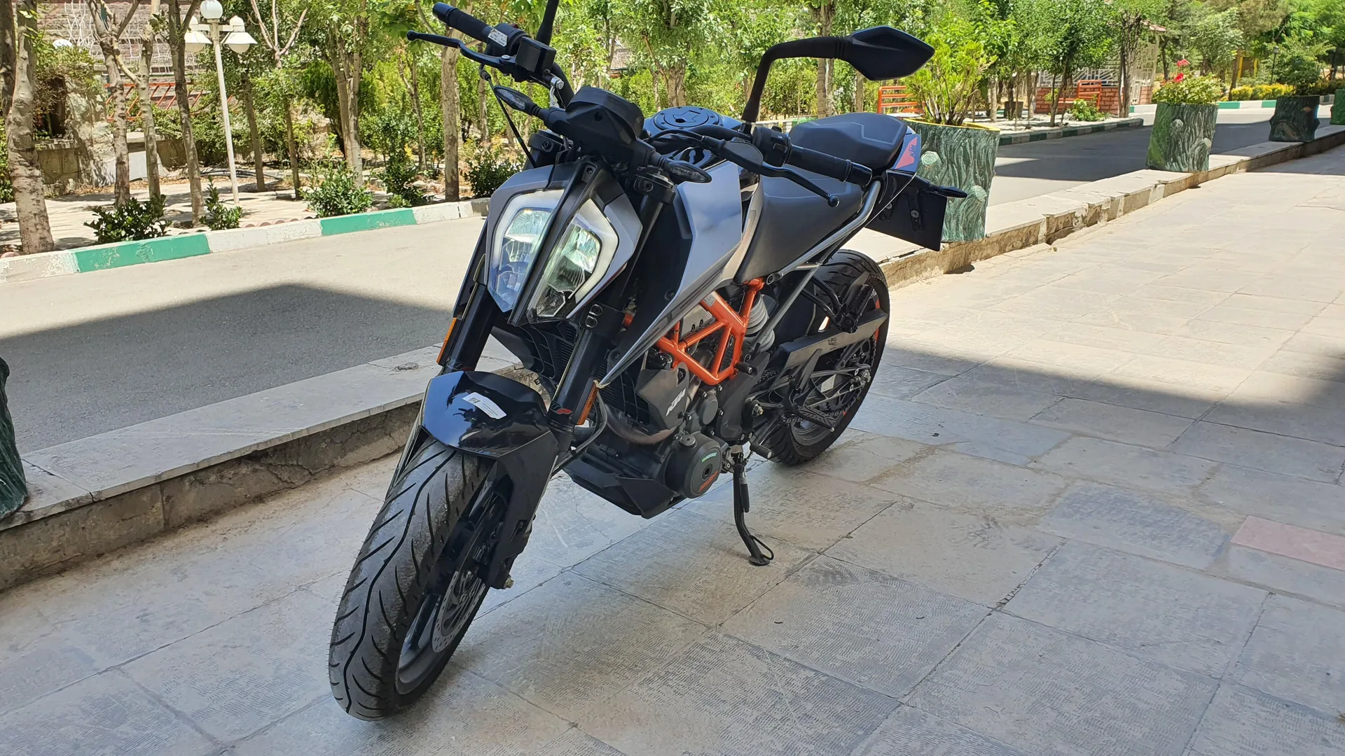 کی تی ام  دوک 250 4