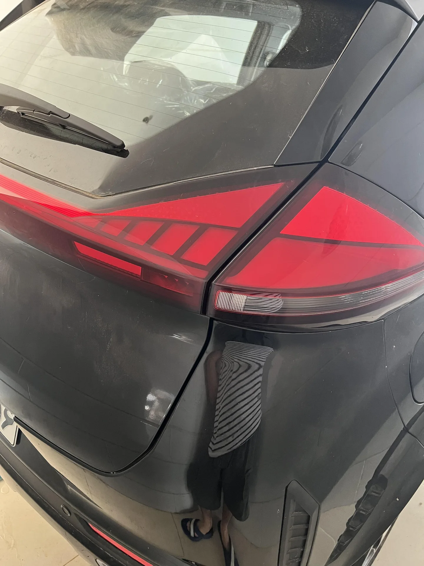 ام وی ام  X33 کراس 4
