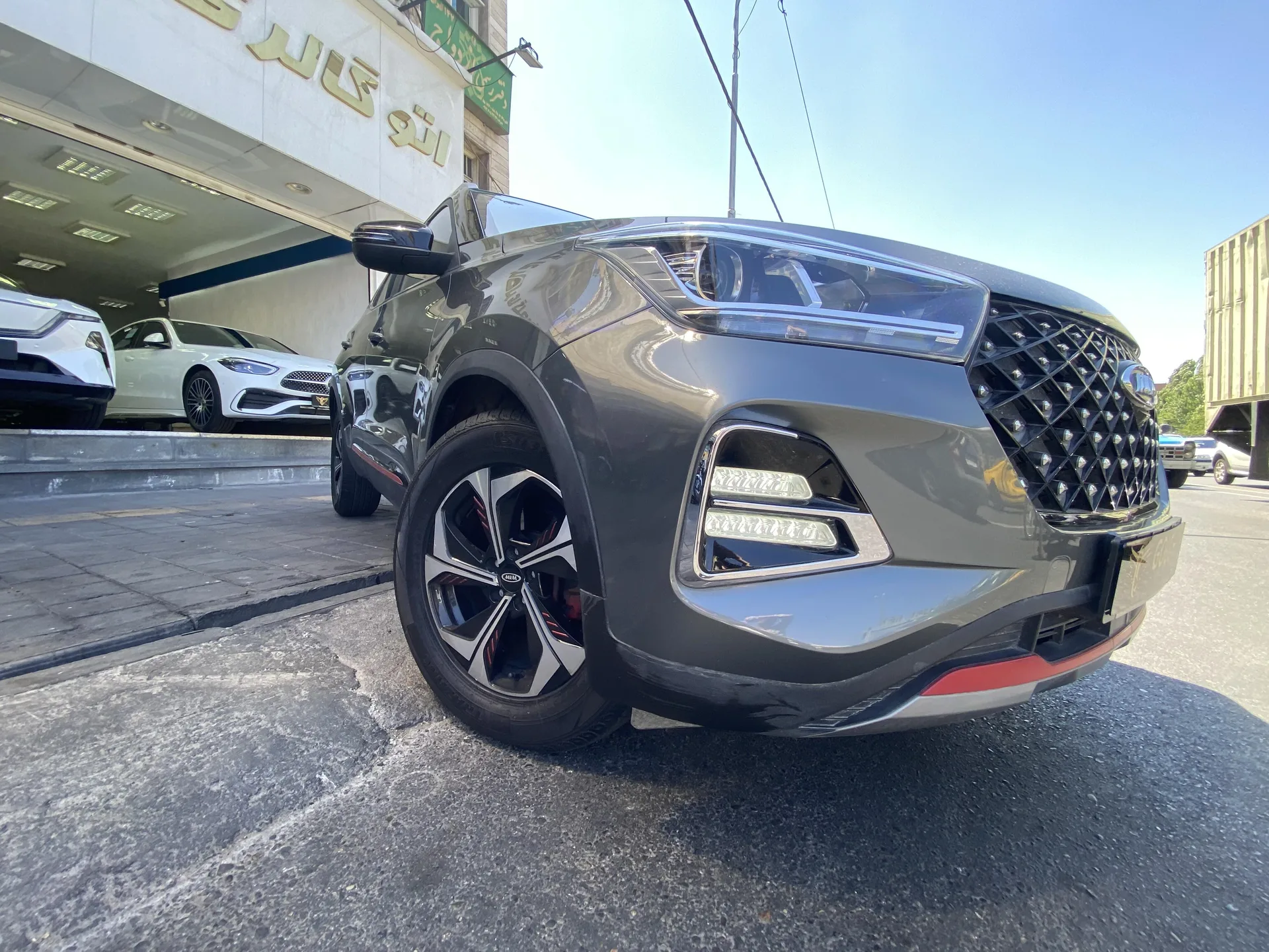 ام وی ام  X55 PRO 8