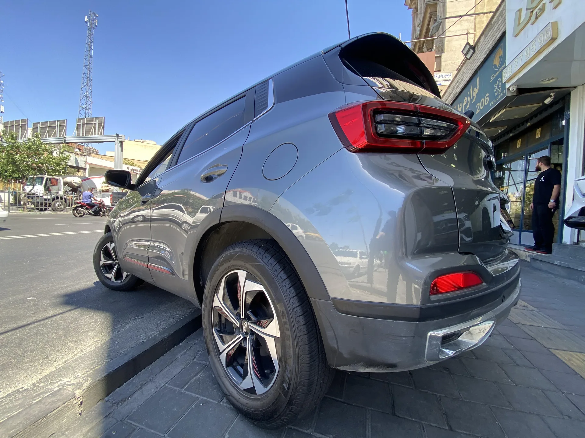 ام وی ام  X55 PRO 12