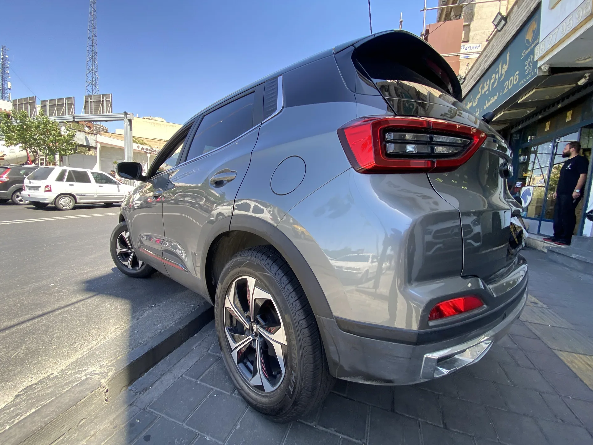 ام وی ام  X55 PRO 13