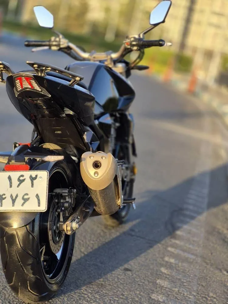 زونتس  250R 4