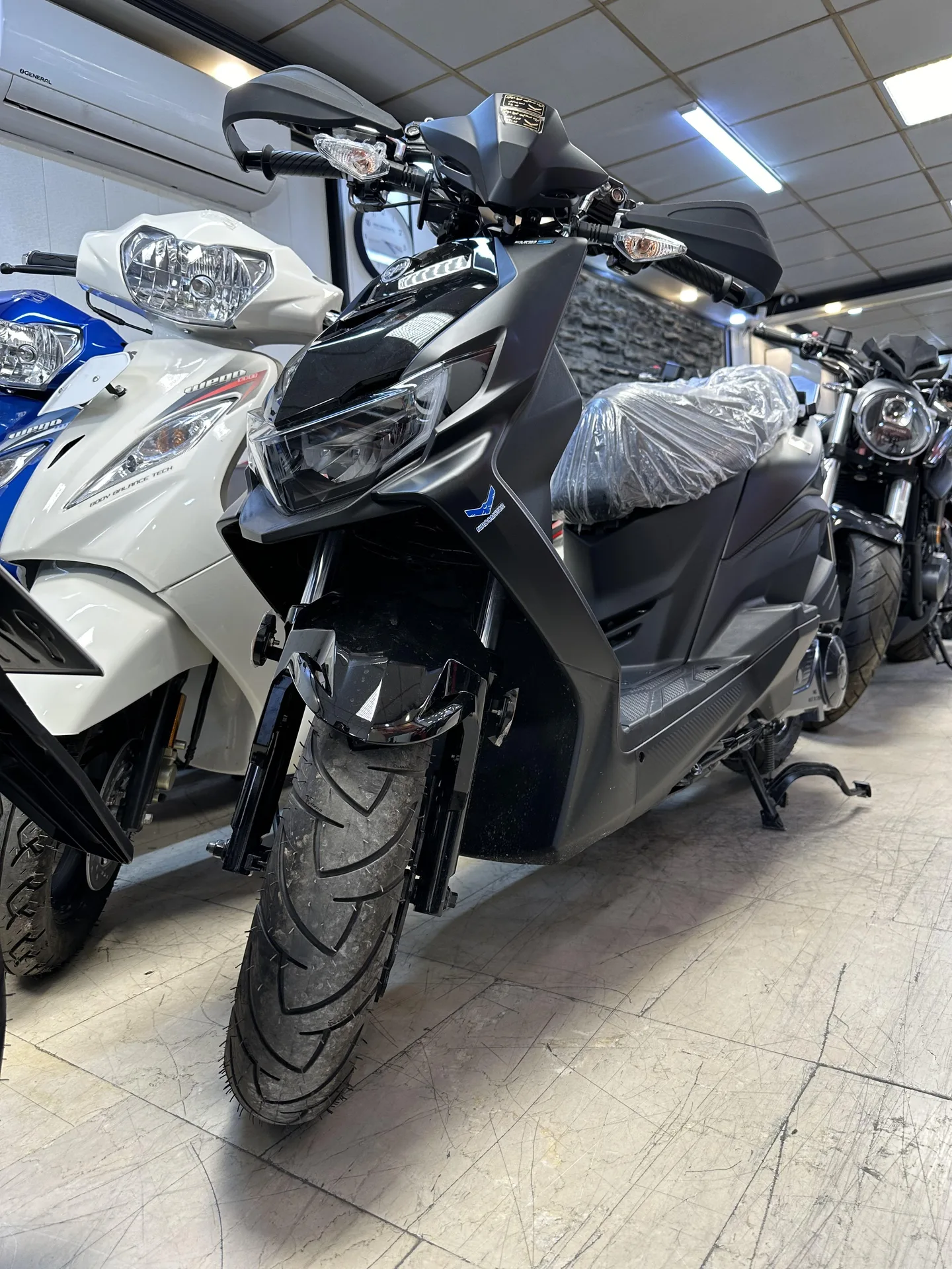 اس وای ام  گلکسی CX 200 3