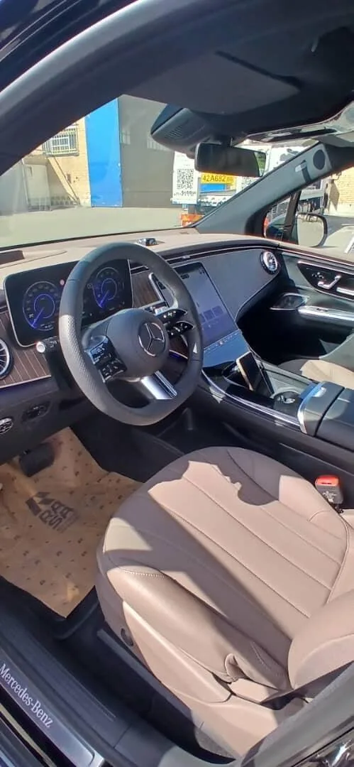 بنز  EQE SUV 5