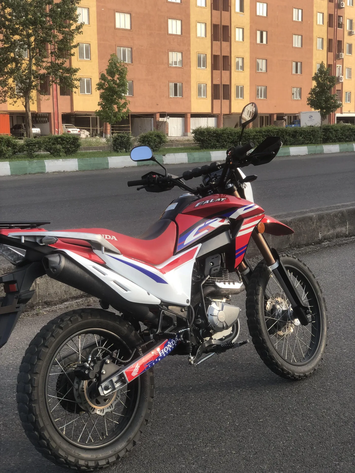 جهان همتا  فلات XR250 4