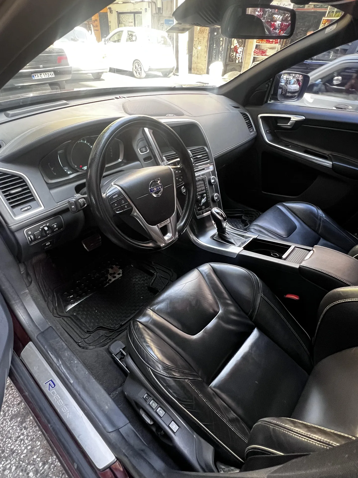 ولوو  XC60 4