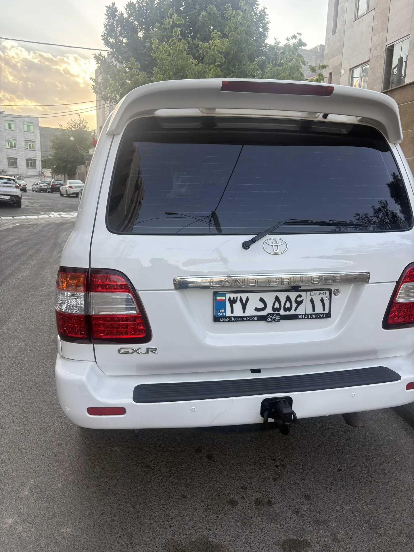 تویوتا  لندکروز چهار در 4
