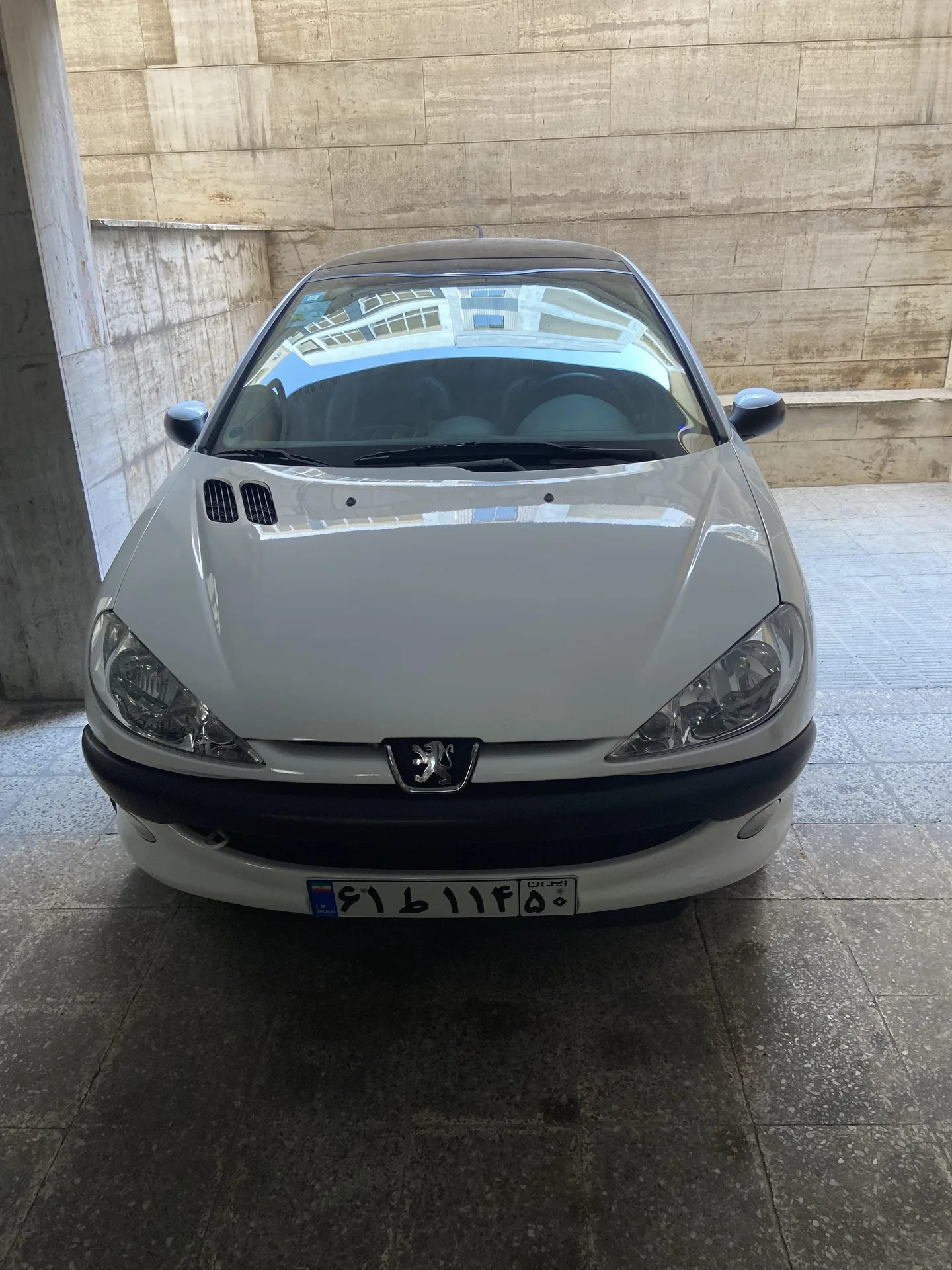 پژو 206