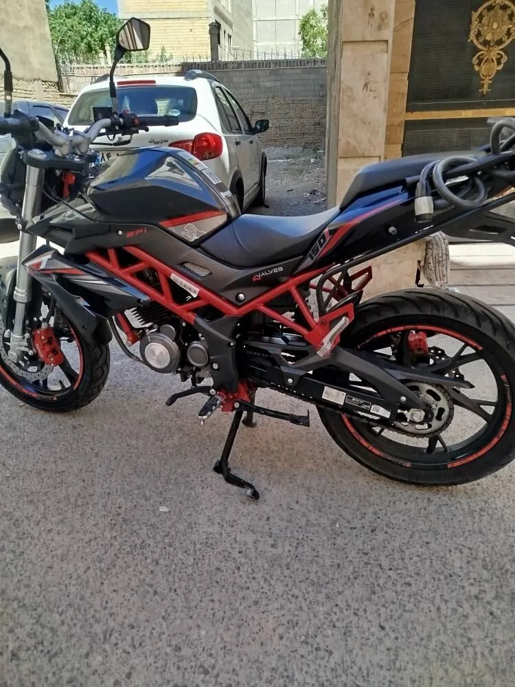 بنلی TNT 15 EFI