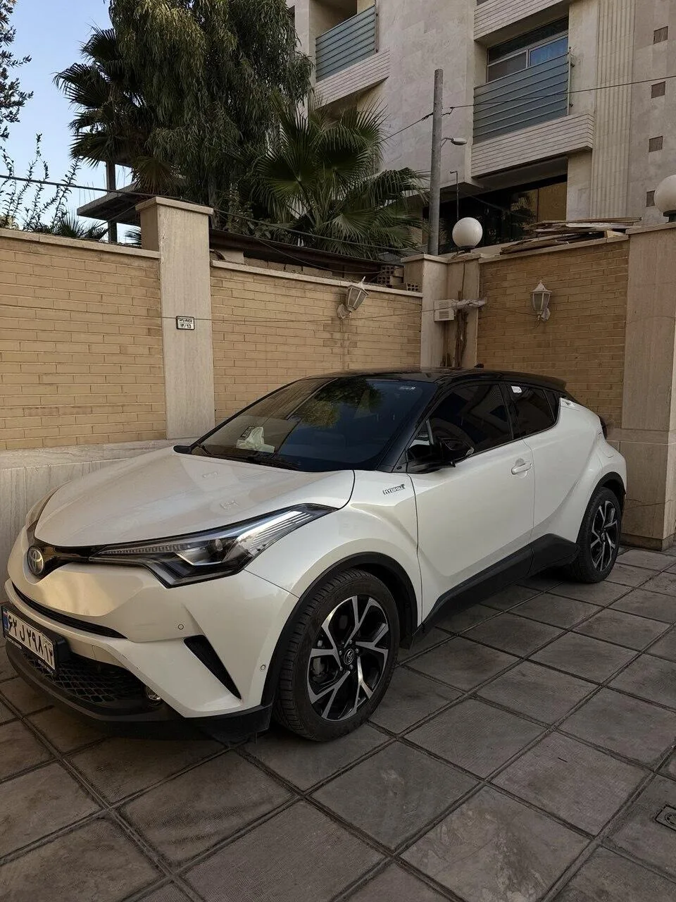 تویوتا  C-HR 3