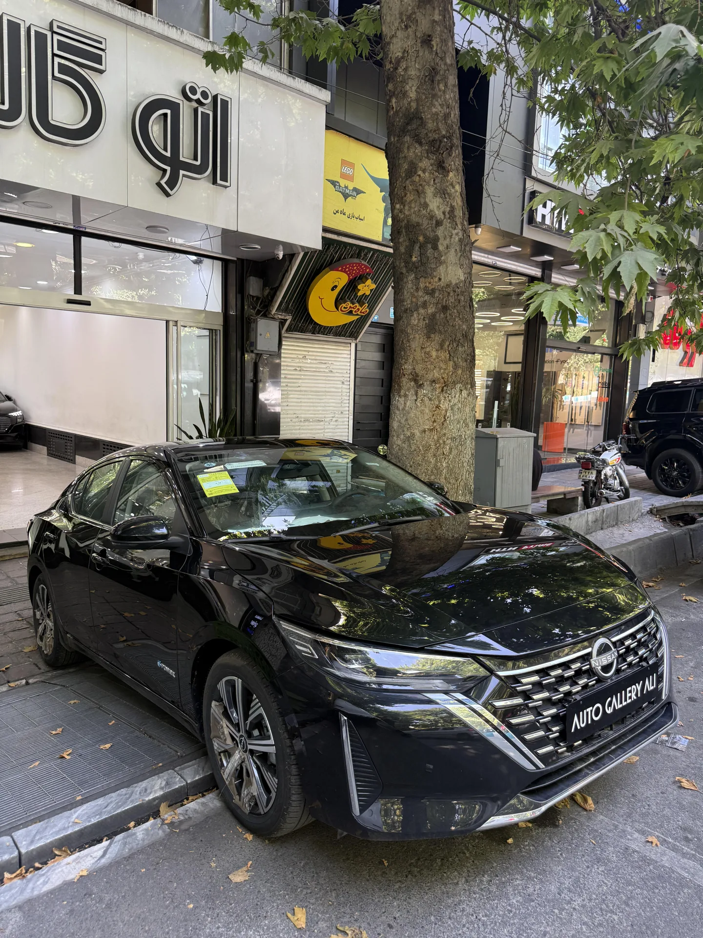 نیسان  سیلفی e-POWER 3