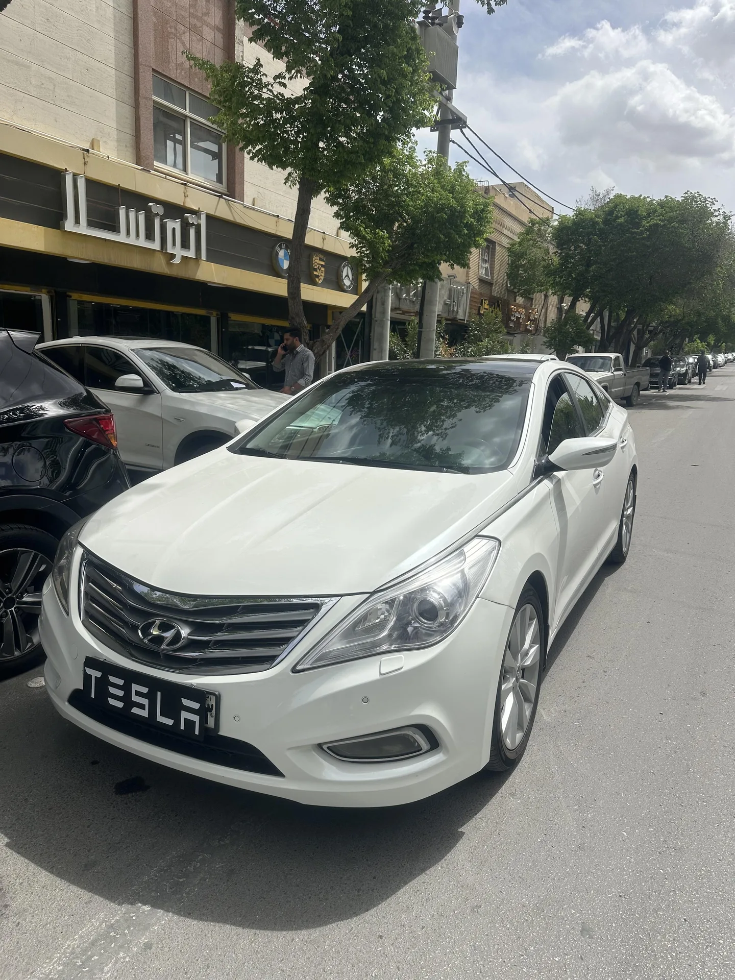 هیوندای آزرا (گرنجور)