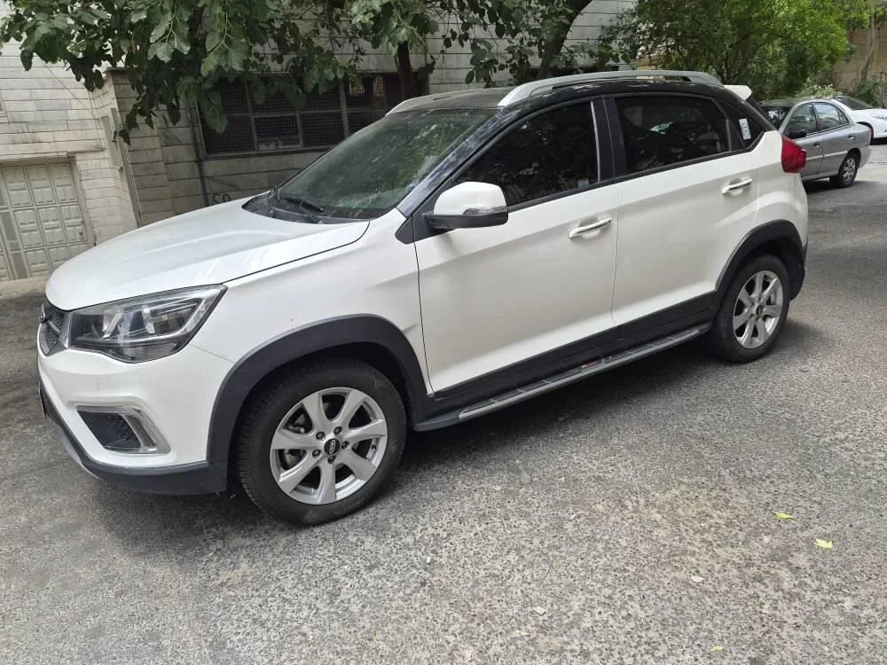ام وی ام  X22 2