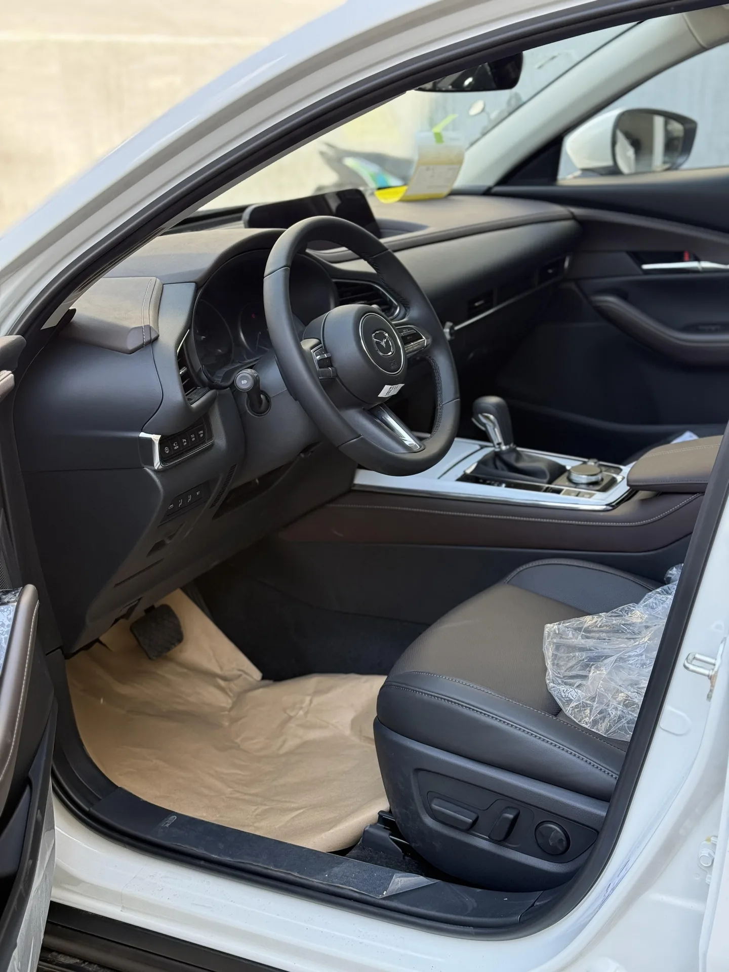 مزدا  CX-30 9