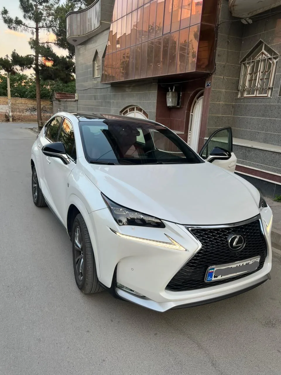لکسوس NX