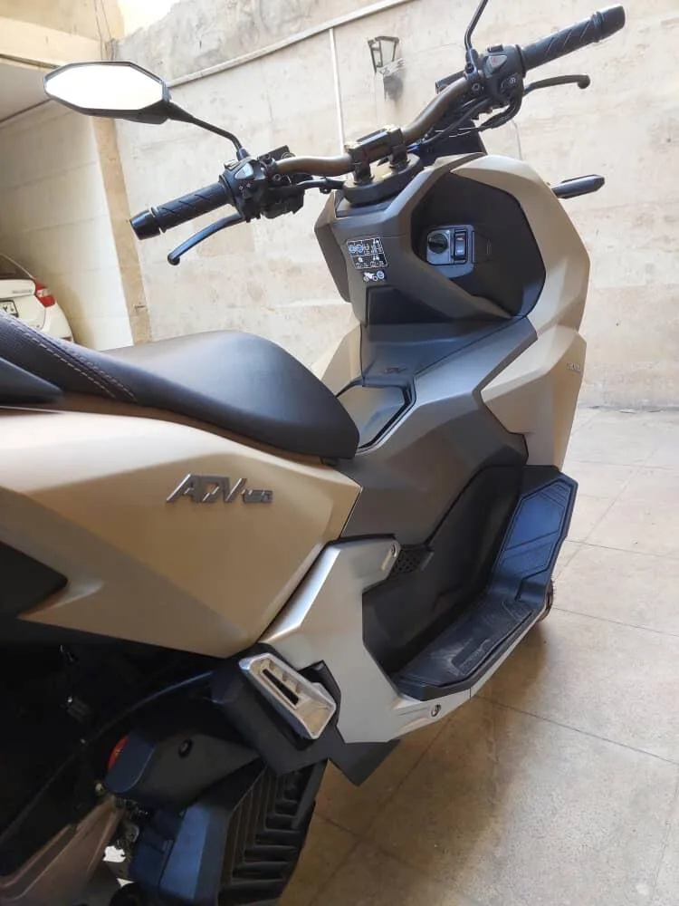 هوندا  ADV 160 2