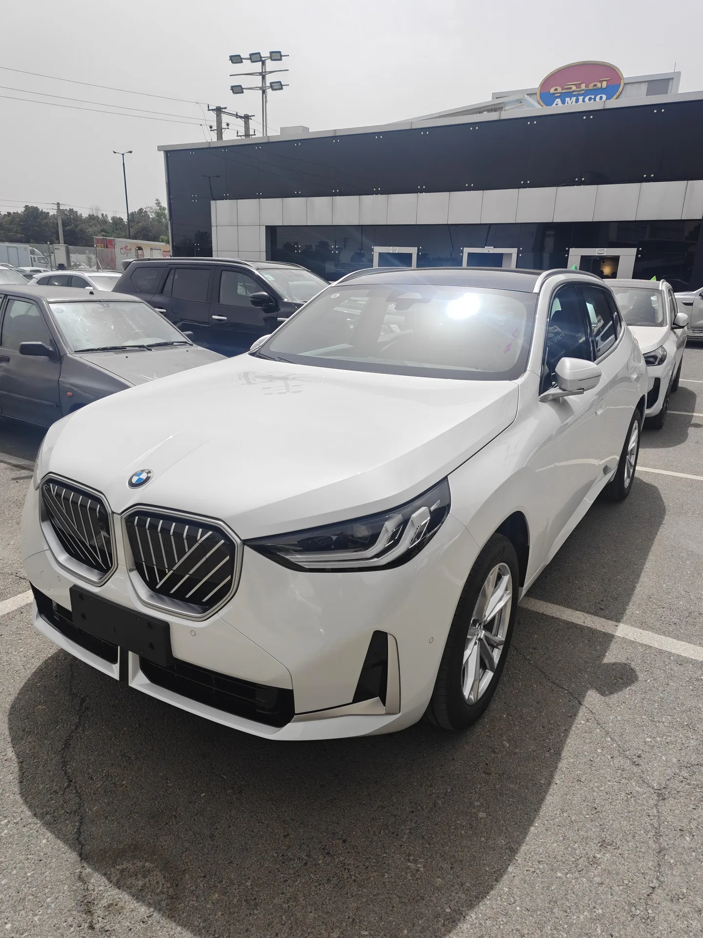 ب ام و  X3 2