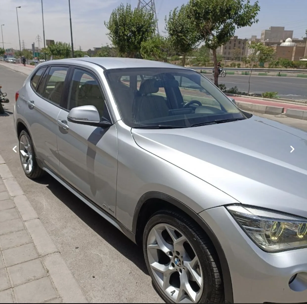 ب ام و  X1 3