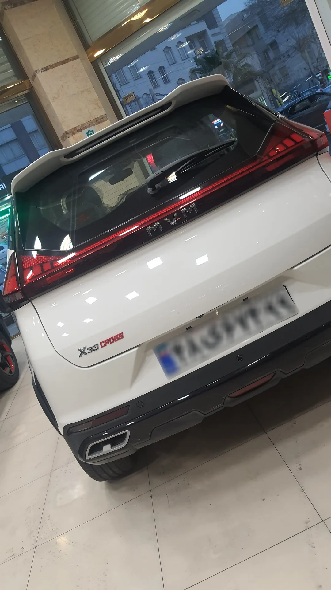 ام وی ام  X33 کراس 2