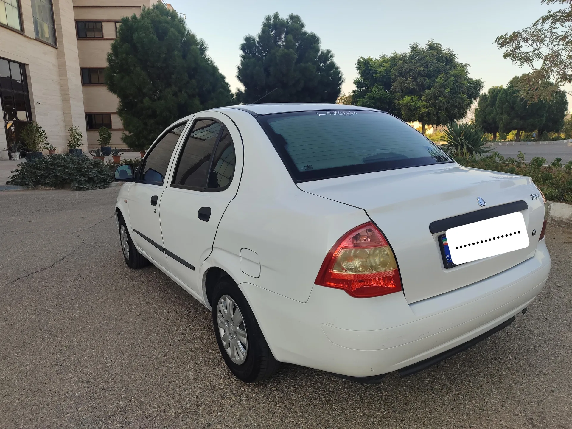 تیبا  صندوق دار 2