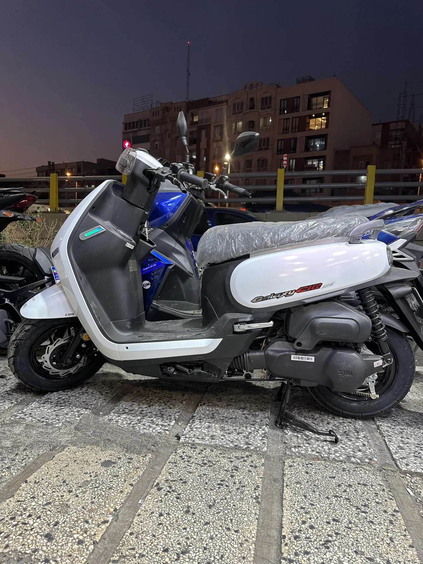 اس وای ام  گلکسی CLB125 7