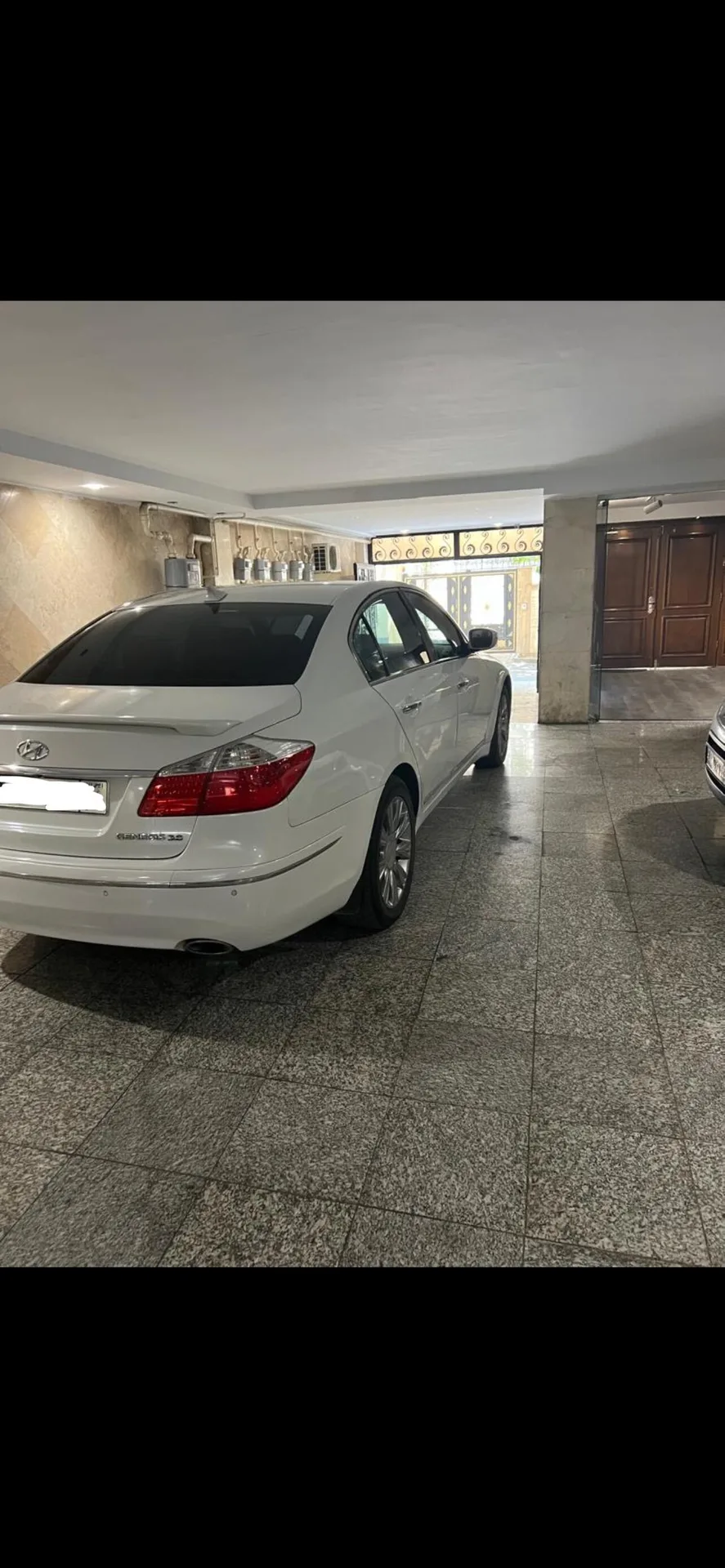 هیوندای  جنسیس 2