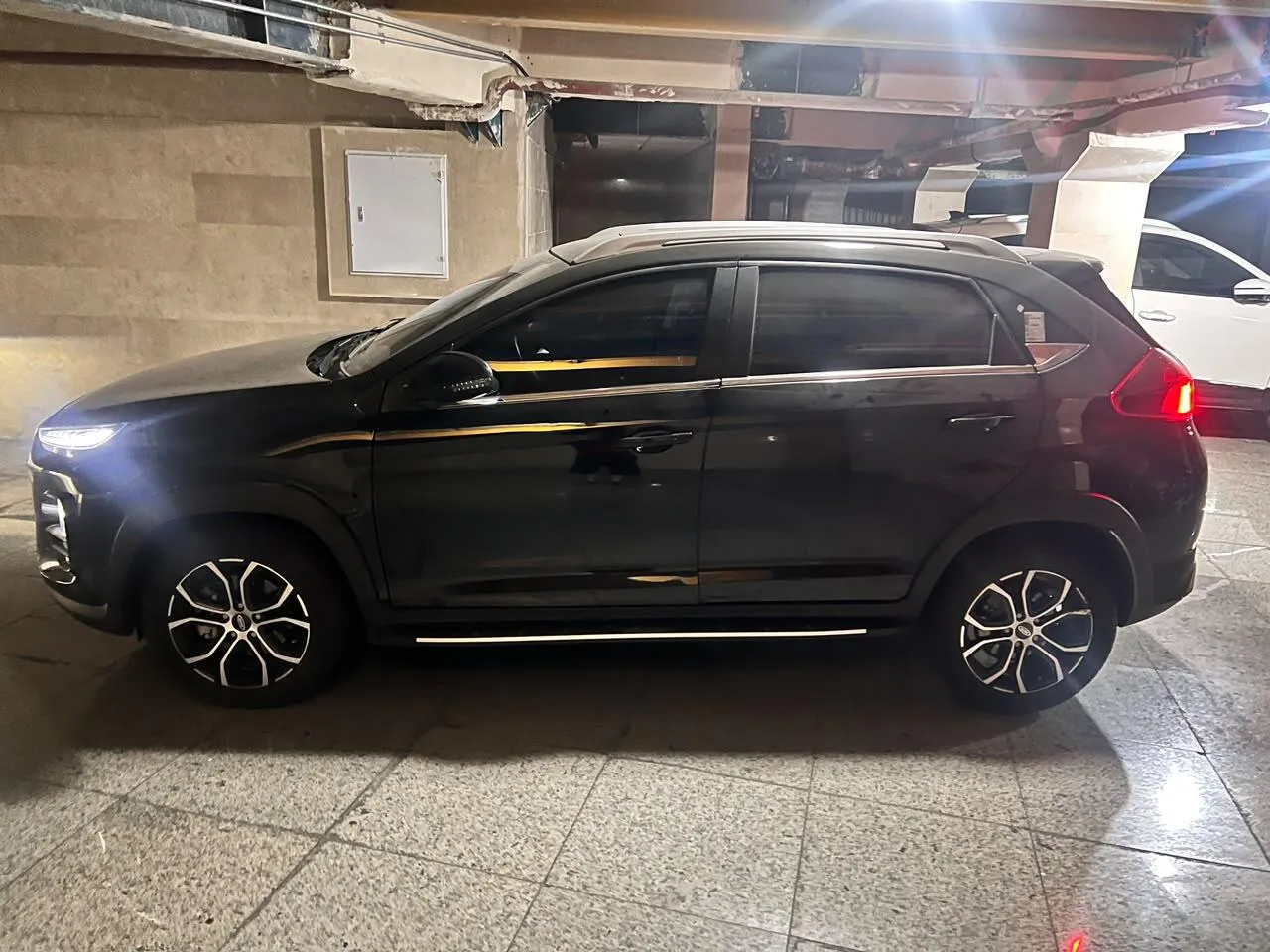 ام وی ام  X22 PRO 4