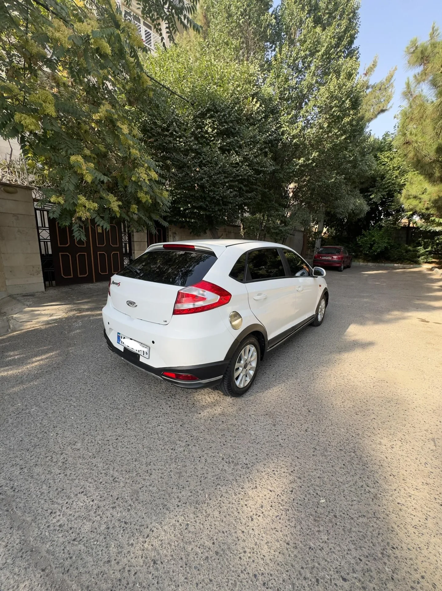 ام وی ام  315هاچ بک 2