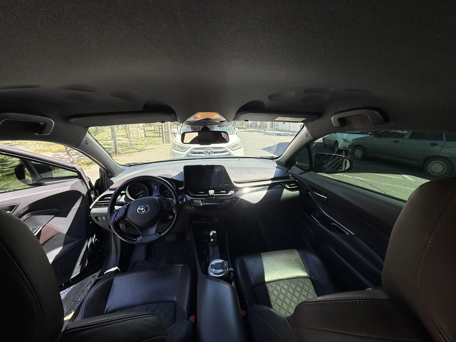 تویوتا  C-HR هیبرید 4