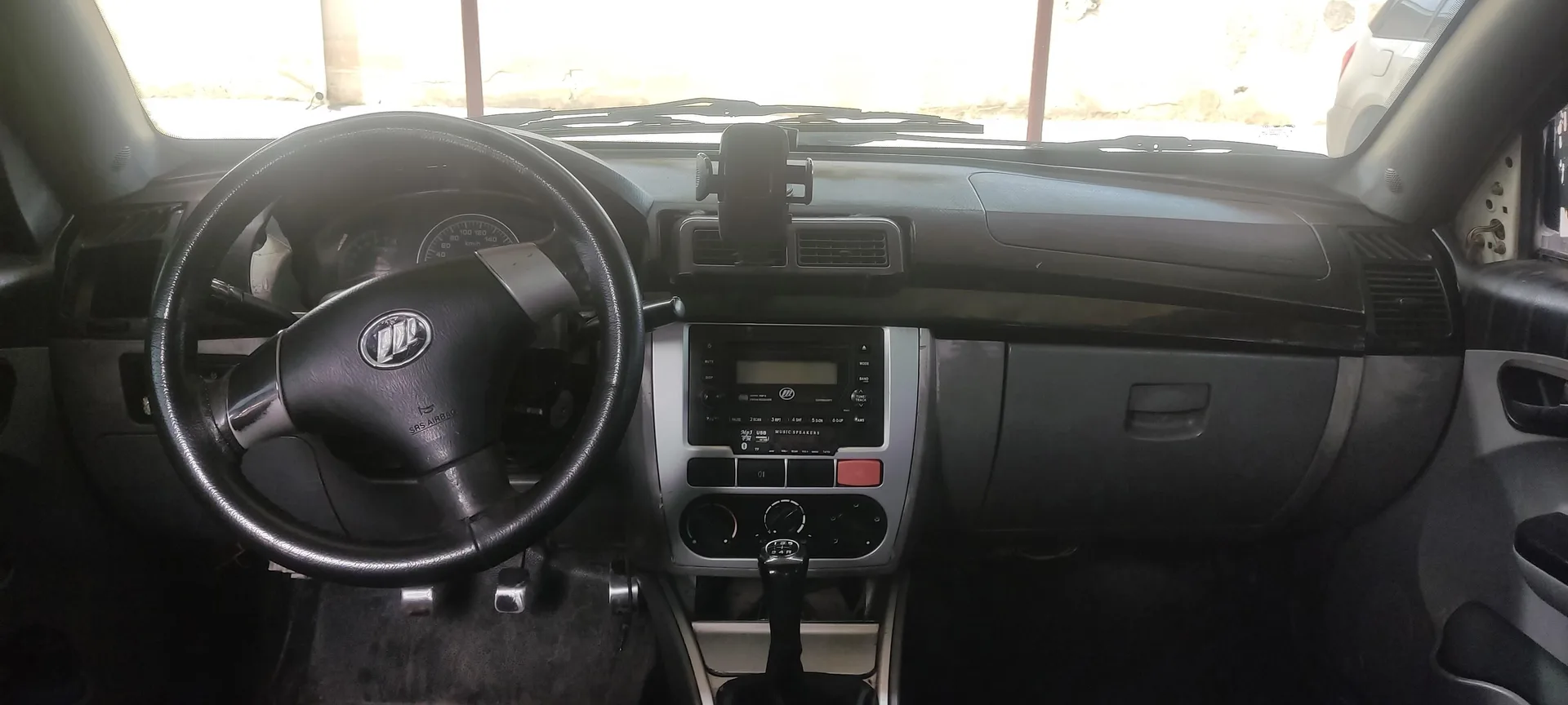 لیفان  520 3