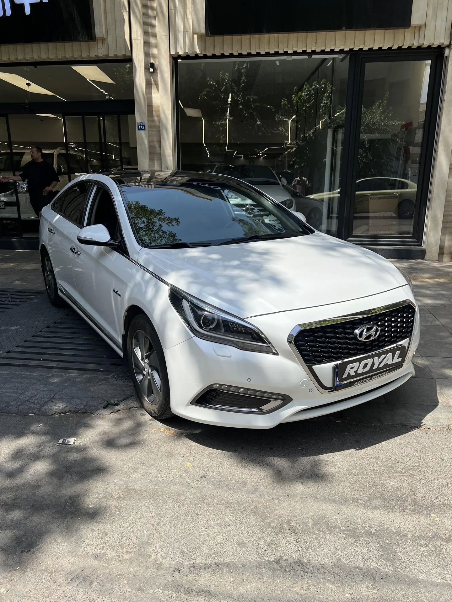 هیوندای  سوناتا هیبرید 6