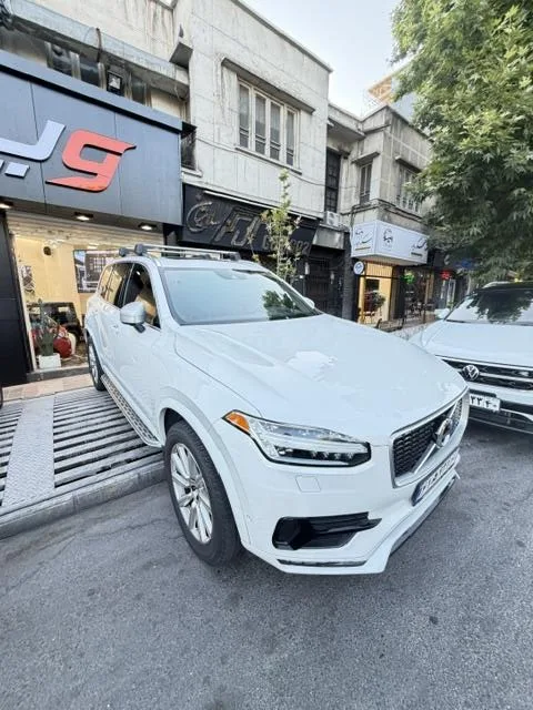 ولوو  XC90 3
