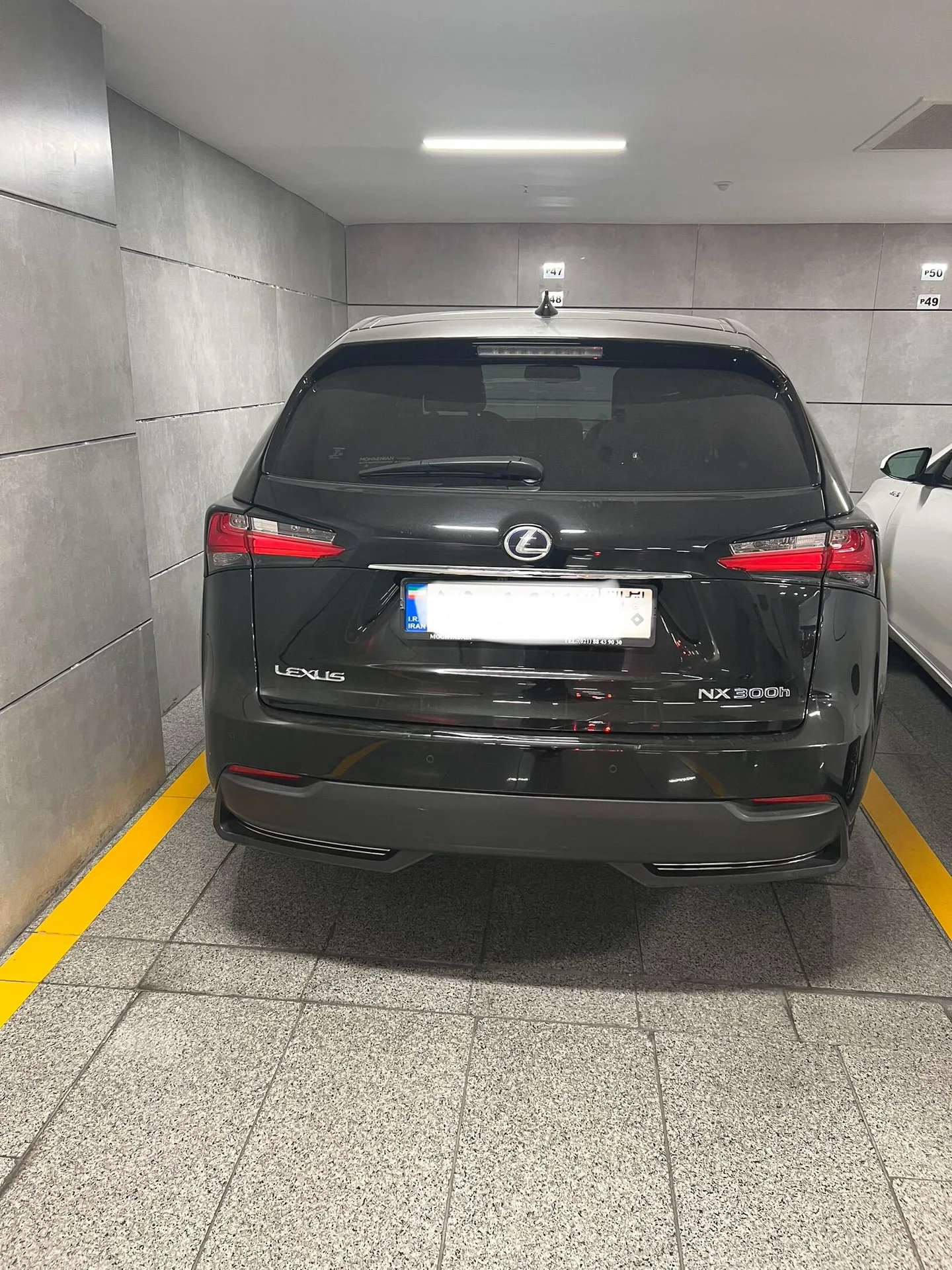 لکسوس  NX هیبرید 4
