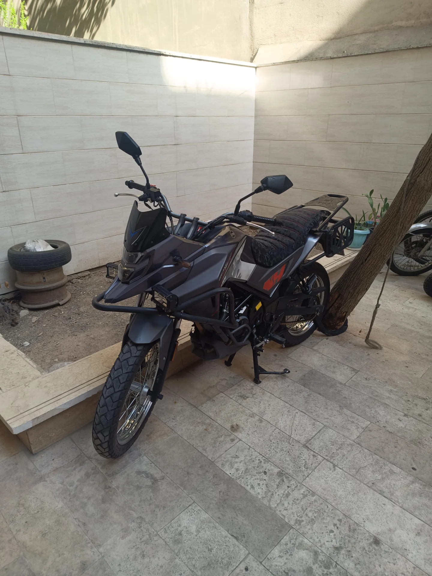 اس وای ام  گلکسی NH 180 3