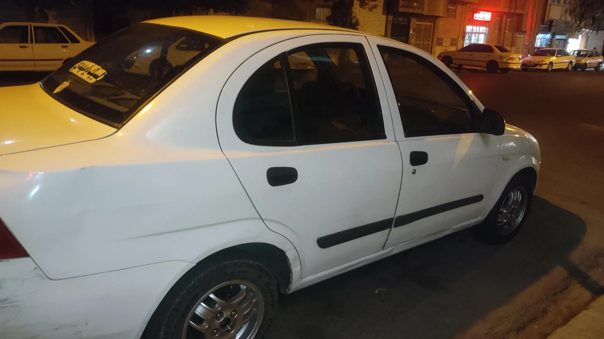 تیبا  صندوق دار 3