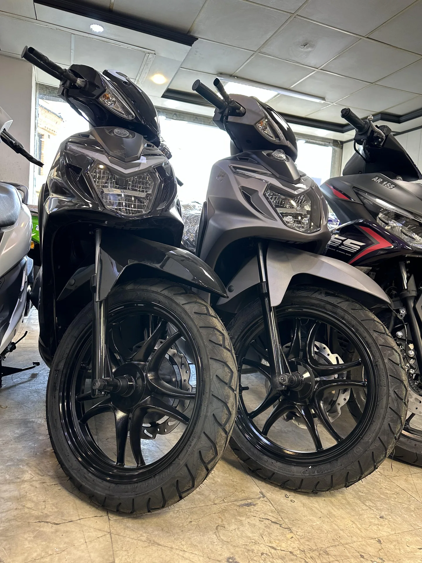 اس وای ام  گلکسی SR 200 3