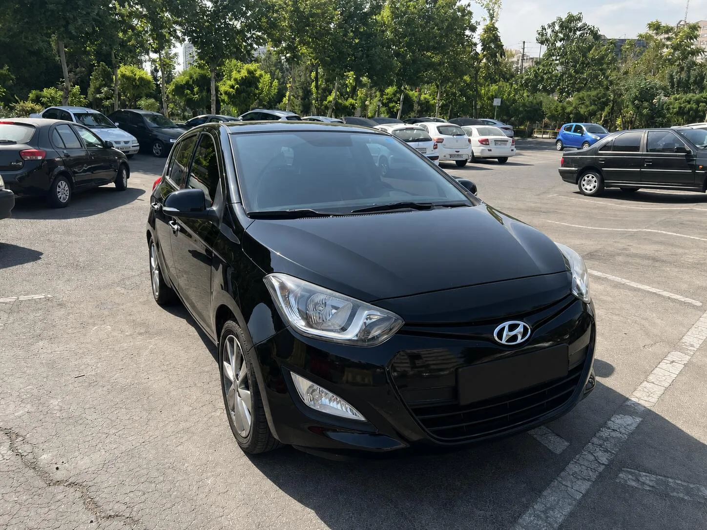 هیوندای  i20