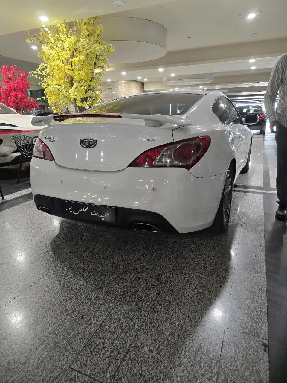 هیوندای  جنسیس 4