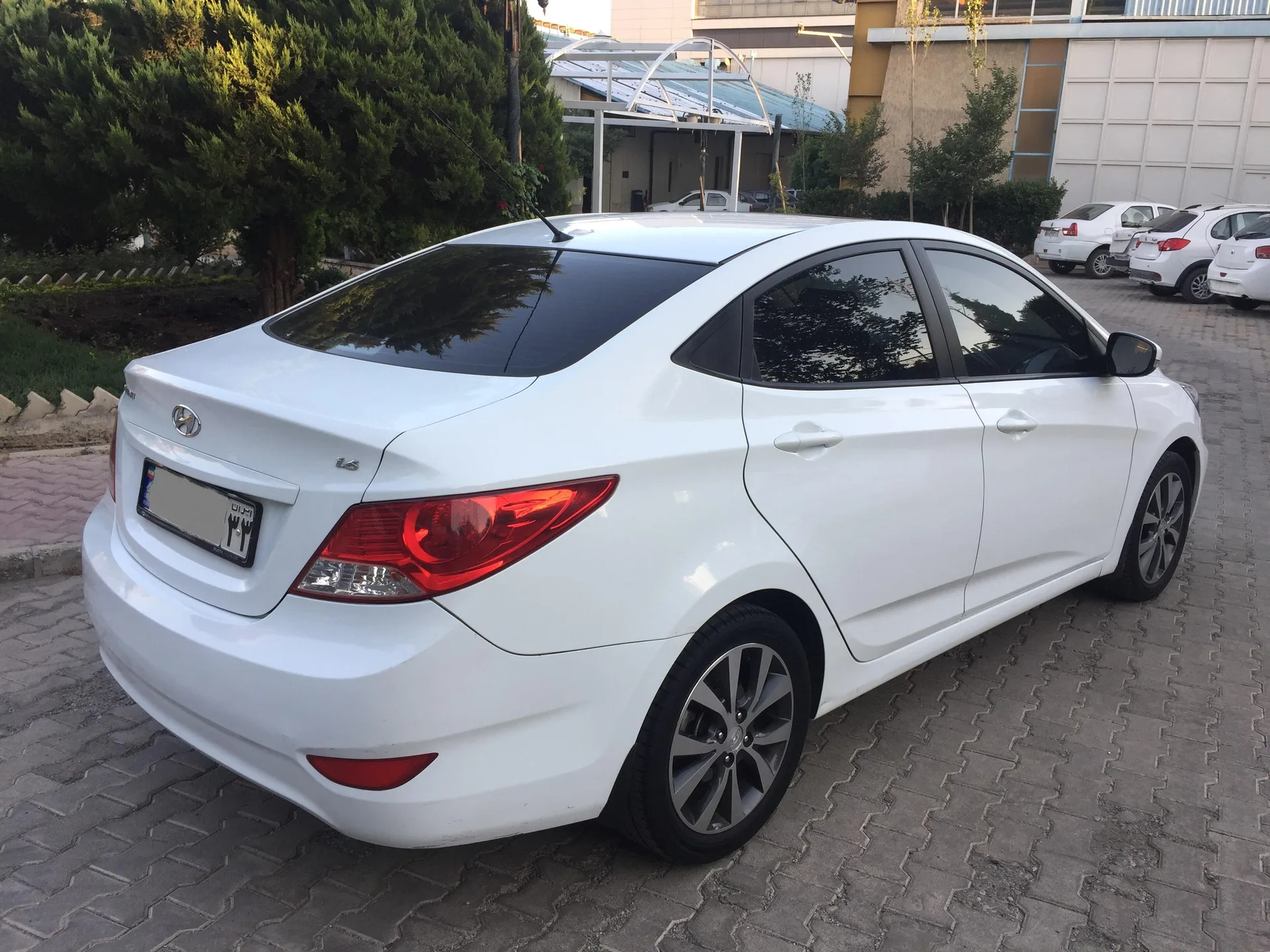 هیوندای  اکسنت 2