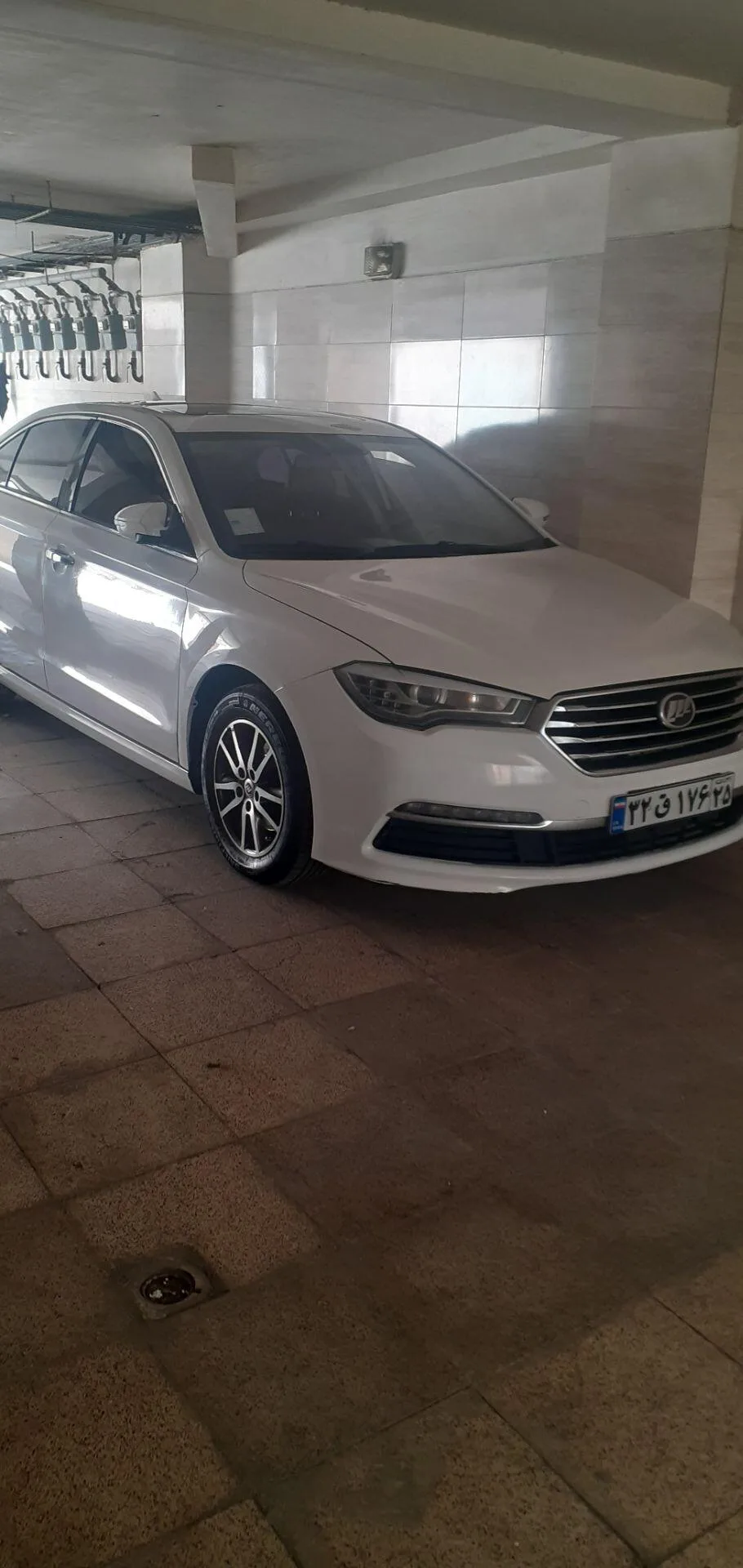 لیفان  820 3
