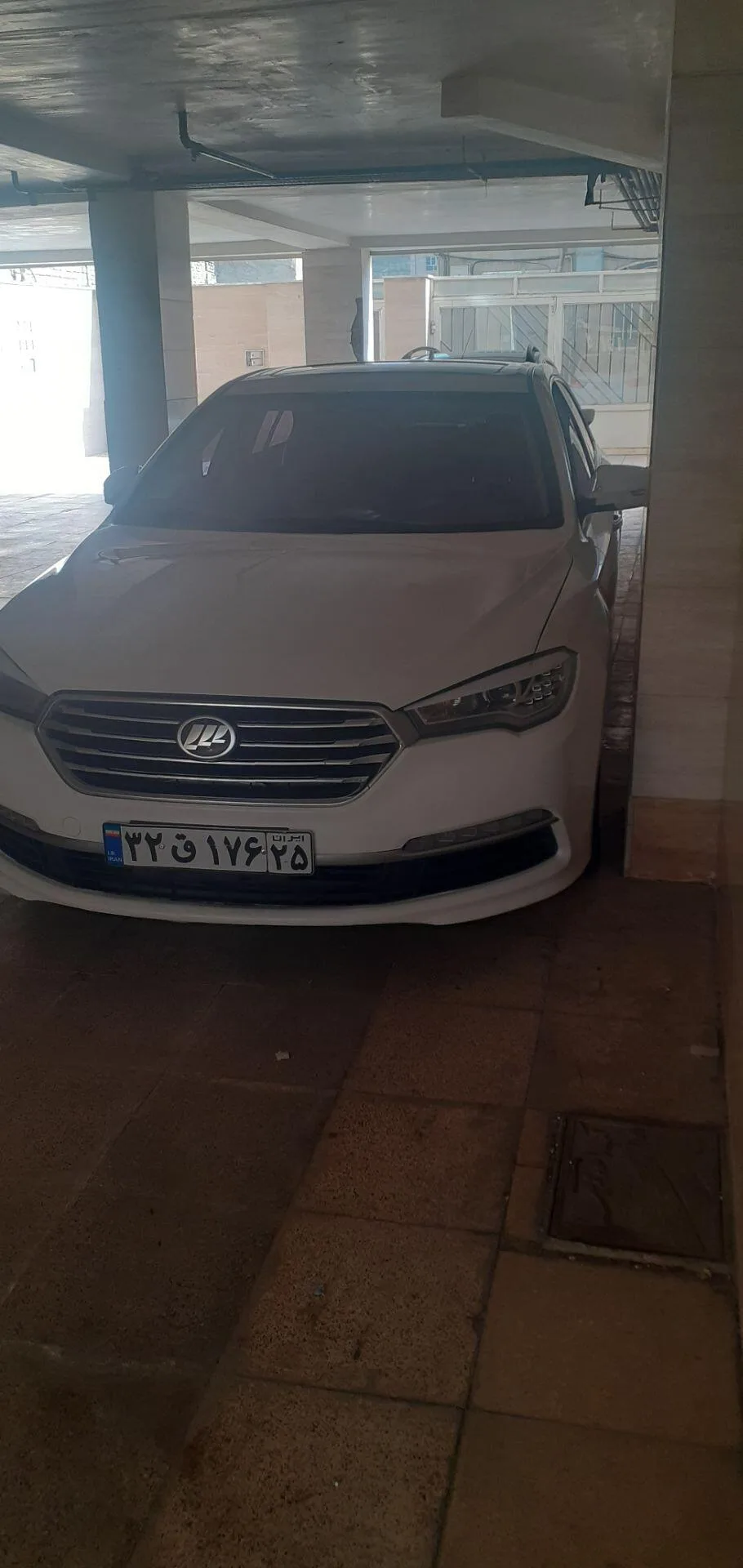 لیفان  820 4