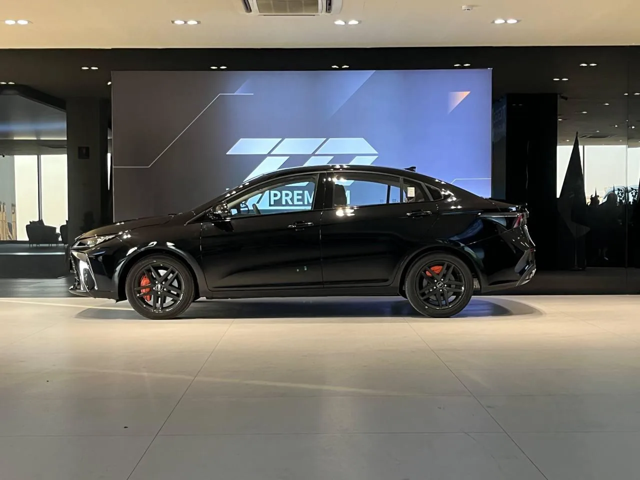 فونیکس  آریزو 6 جی تی (Z6 GT) 6