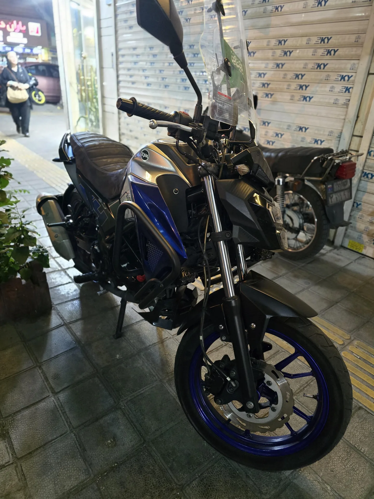اس وای ام گلکسی NA 180