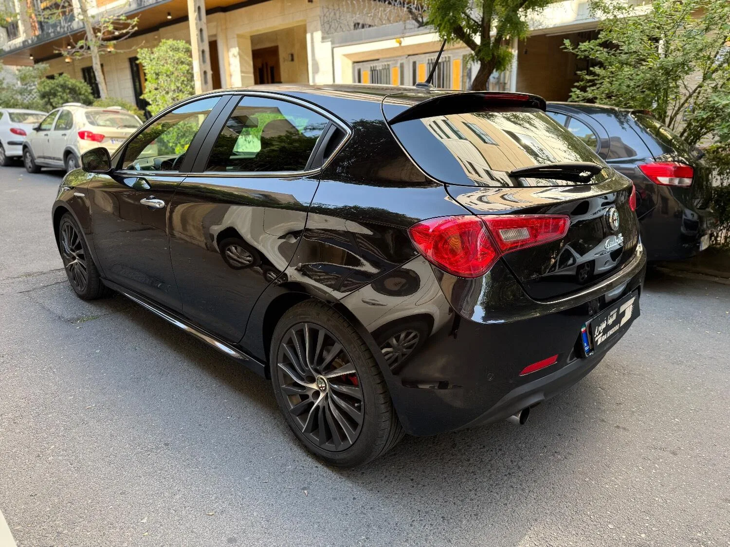آلفارومئو  جولیتا 6