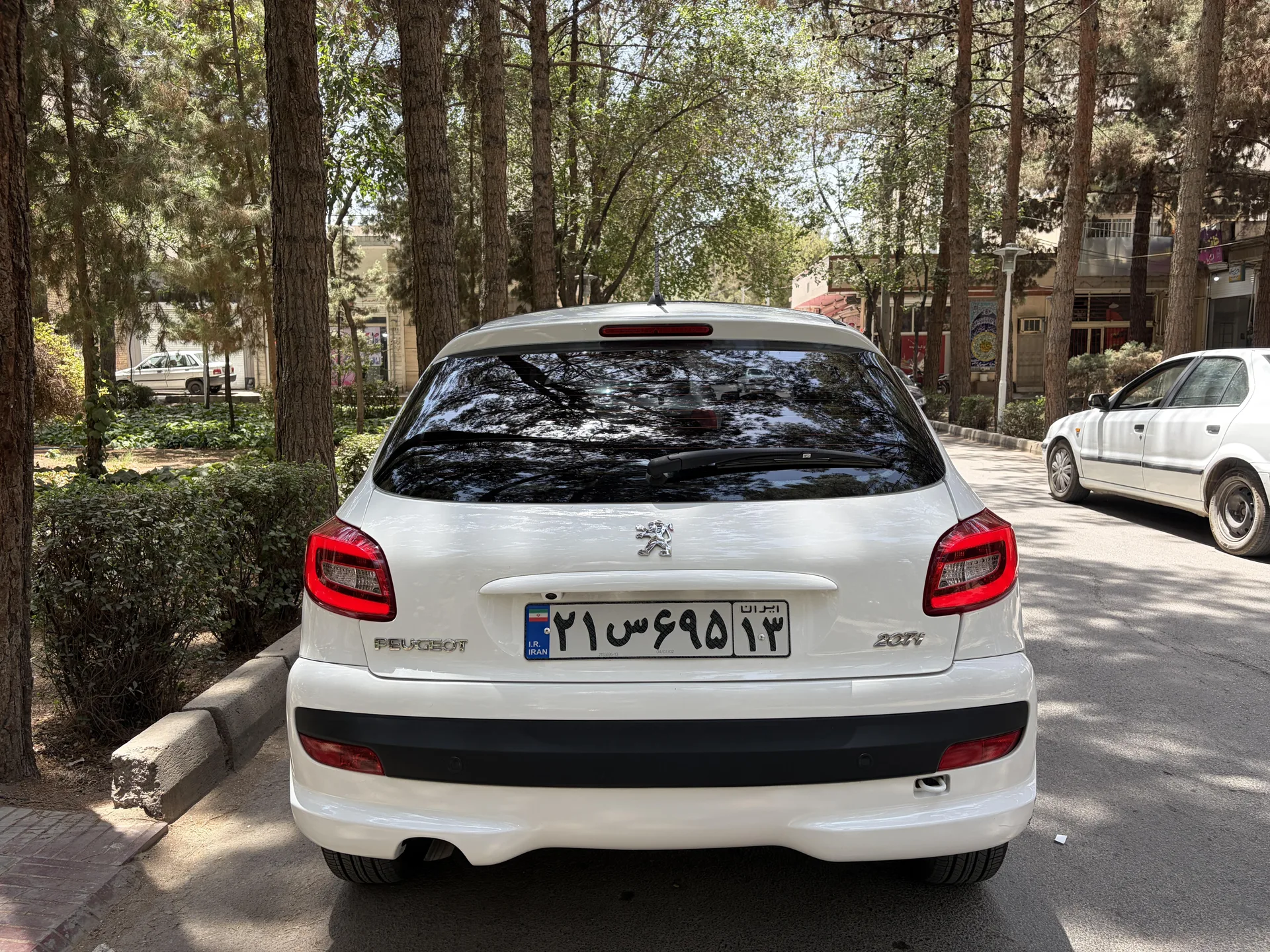 پژو  207 2