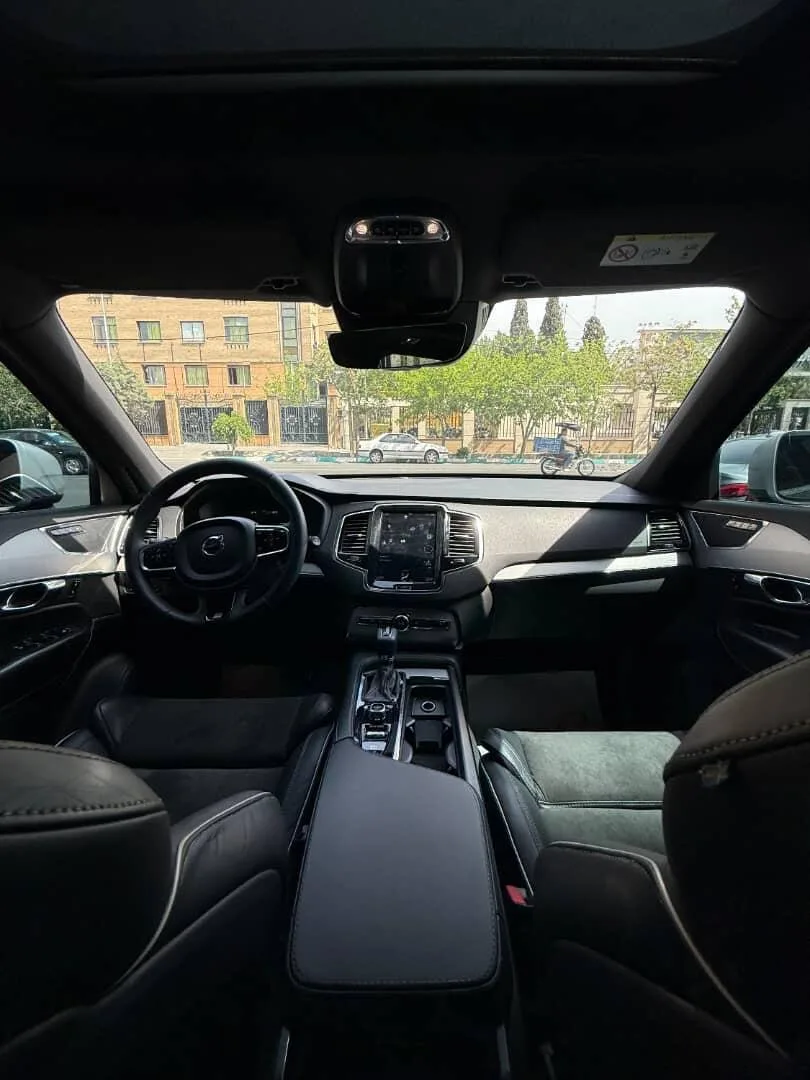 ولوو  XC90 3