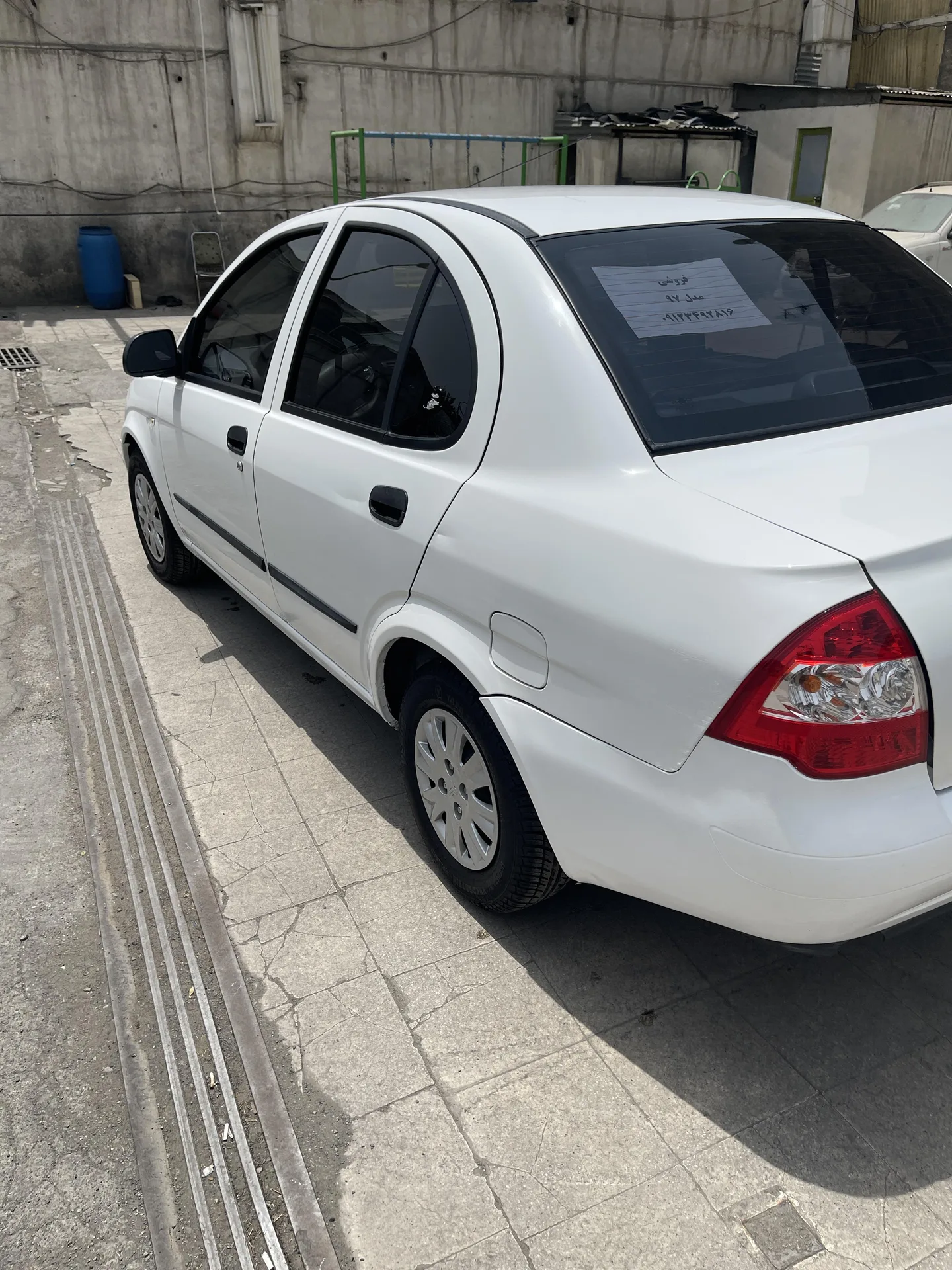 تیبا  صندوق دار 3