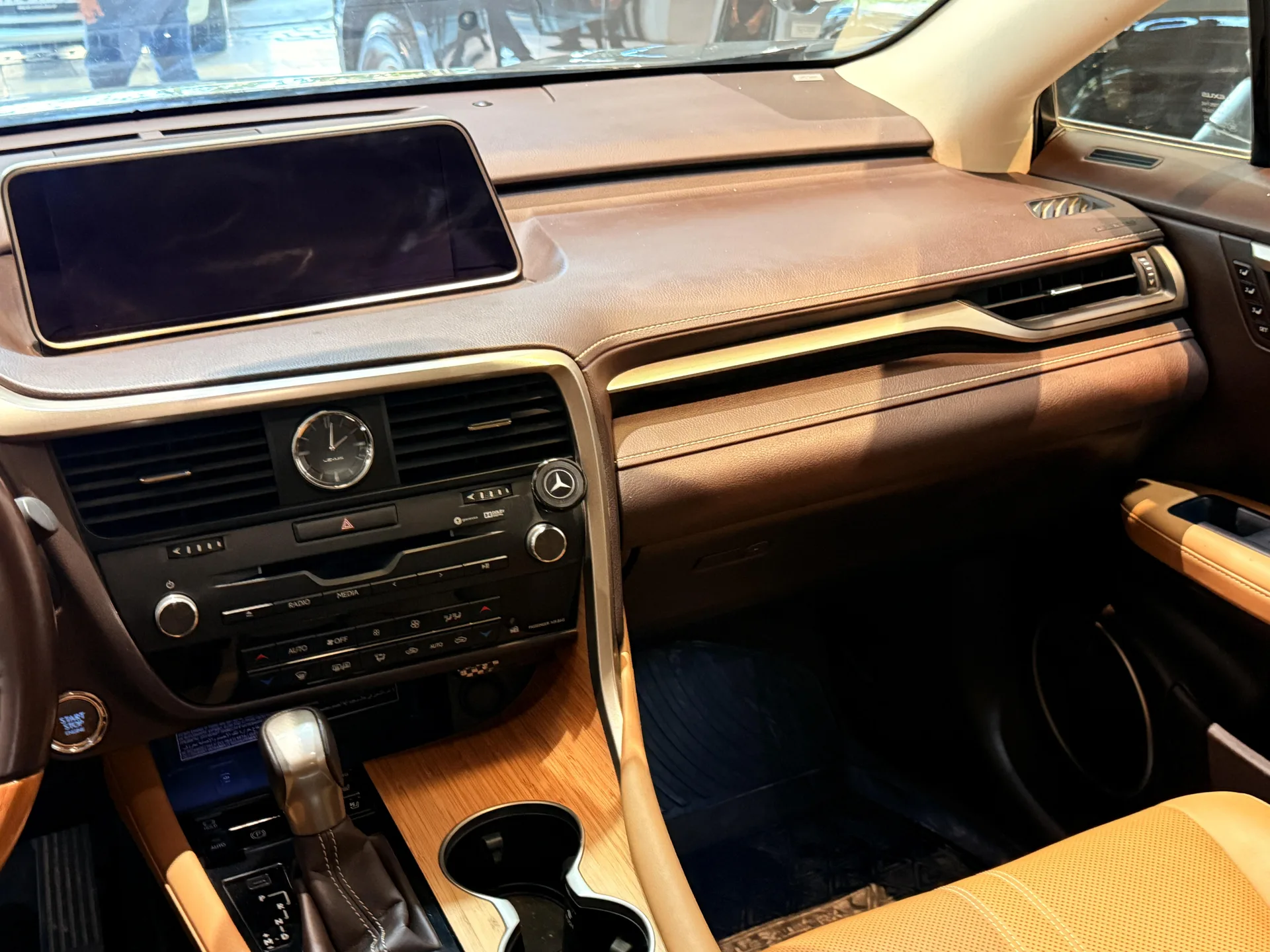 لکسوس  RX 6